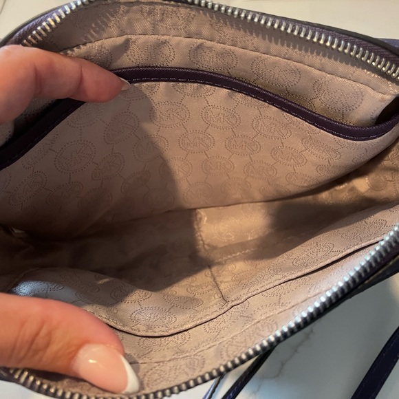 Crossbody - Picture 2 of 2